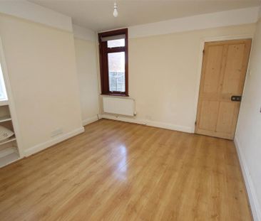 3 bedroom house to rent - Photo 3