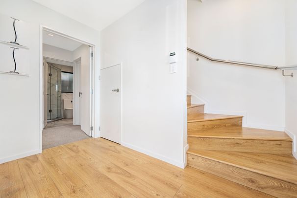 3 Bedrooms on Roseville St - Photo 1