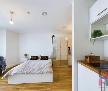 Studio to rent - Photo 5