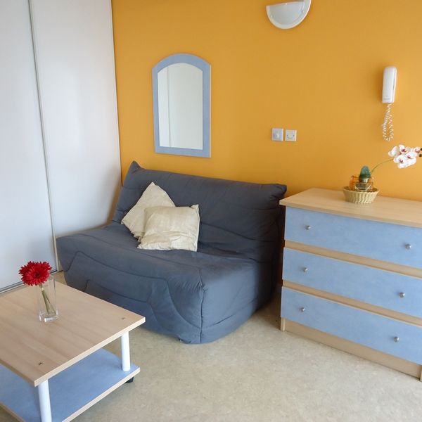 Location Appartement 1 pièce 24m² - Photo 1