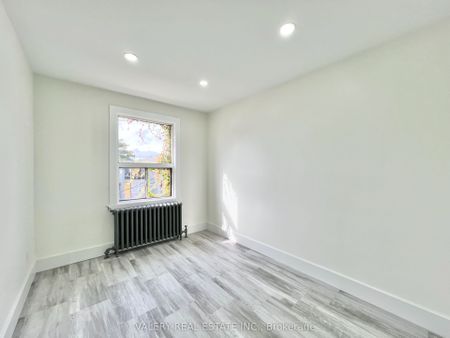 15 Stavebank Road N #6 - Photo 5