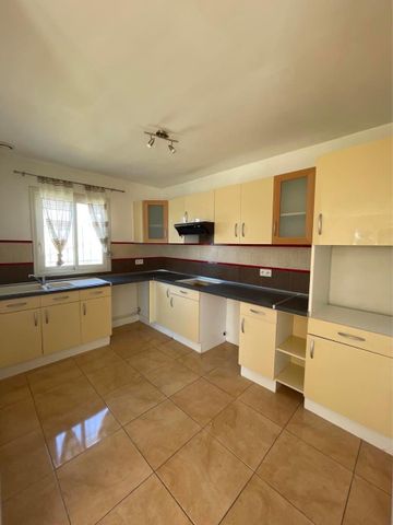 Location Maison 5 pièces 136m² CANOHES 66680 - Photo 2