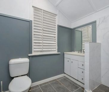 Charming and Rural - Photo 3