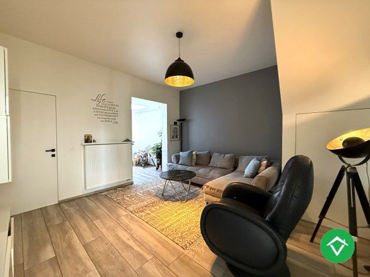 Prachtig gerenoveerde woning met 3 slaapkamers en tuin te Roeselare - vrij vanaf 1/04/2026. - Photo 1