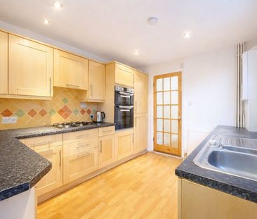 Room in a Shared House, Cranbrook Road, CR7 - Photo 1