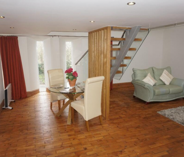 1 bedroom barn conversion to rent - Photo 2