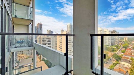 For Lease - 5 Soudan Avenue Unit# 2006, Toronto, Ontario - Photo 4