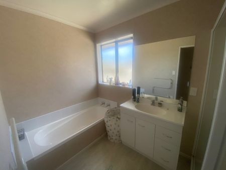 Kelvin Grove - Photo 2