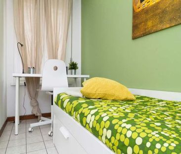 Viale Carlo Espinasse, Milan, Lombardy 20156 - Foto 2