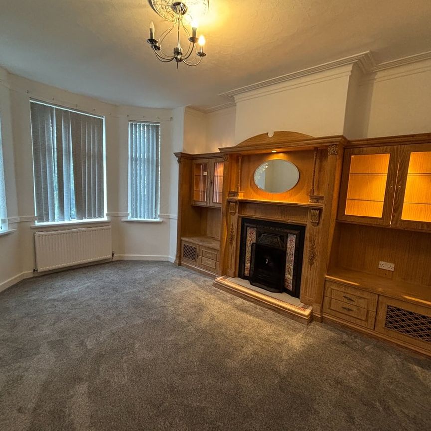3 Bed Terraced House, Oak Road, M7 - Photo 1