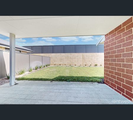 32 Hasties Rd, Yanchep, WA 6035 - Photo 3