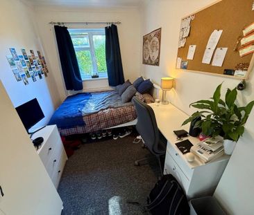 5 bedroom semi-detached house to rent - Photo 5