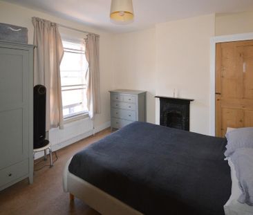 2 bedroom terraced house to rent - Photo 3