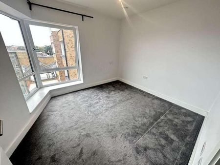 Dover Court, Dominion Road, Southall, UB2 - Photo 2