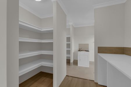 Four Bedroom Family Home in Baldivis - Photo 5