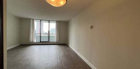 1 BEDROOM-Beautiful Apartment / Convenient location / - Photo 2