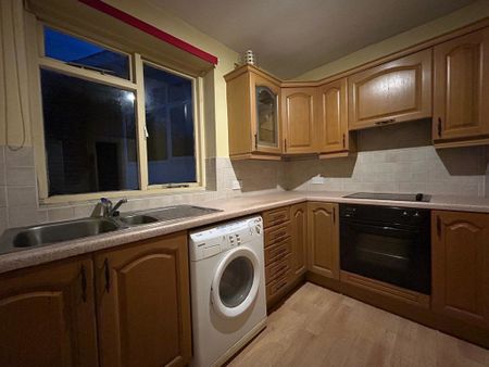 Savoy Close, Harborne, Birmingham - Photo 5