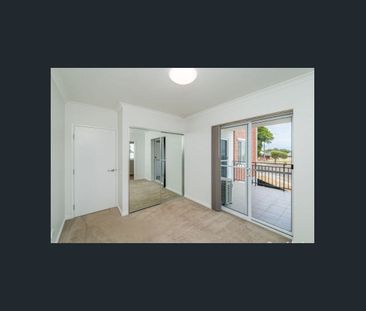 **6 MONTH LEASE** - UNFURNISHED 2x1 IN MIDLAND - Photo 6