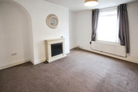 2 bedroom terraced house to rent - Photo 2