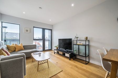 Grove Vale, London, SE22 - Photo 3