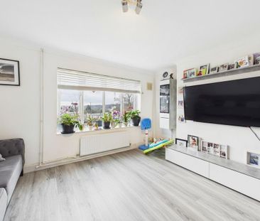 4 bedroom maisonette to rent - Photo 1