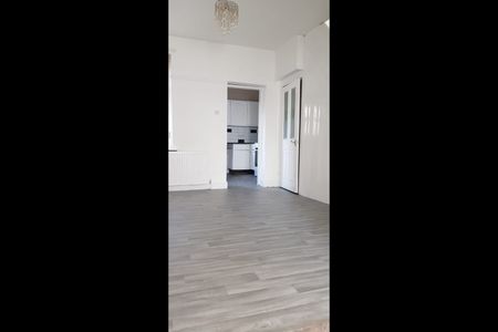 2 Bed Terraced House, Larch Road, CH42 - Photo 5