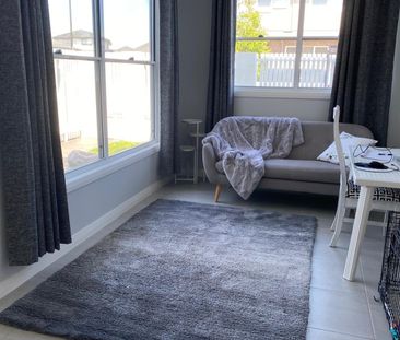 Catherine Field - Photo 3