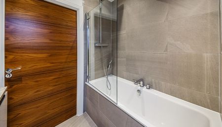 Pent house, London - Photo 3