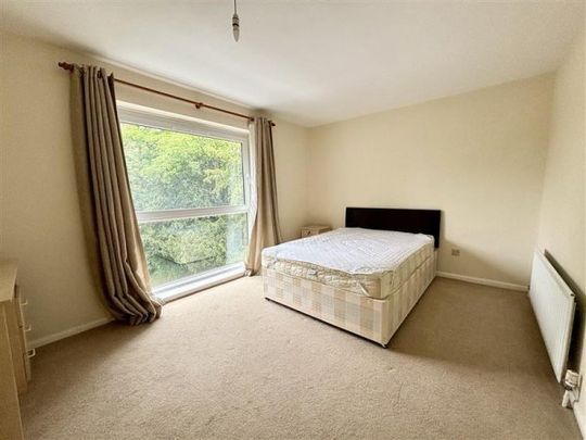 The Park, Cheltenham, GL50 - Photo 1