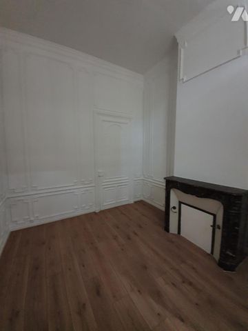 T3 rénové en hyper centre-ville avec place de parking - Photo 4