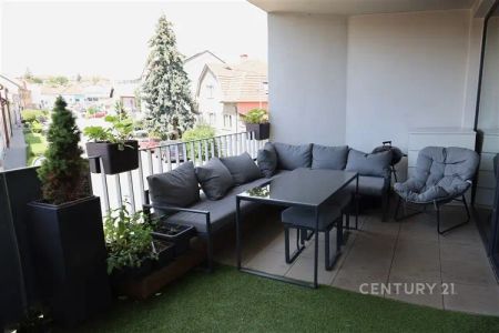 Pronájem moderního bytu 2+kk, terasa 18 m - Photo 4
