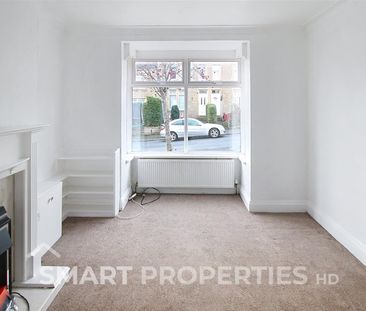 Lynndale Avenue, Huddersfield - Photo 2