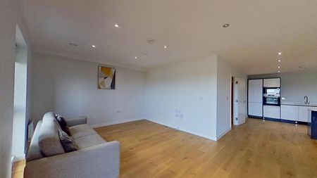 3 bedroom flat to rent - Photo 4