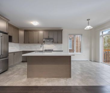 For Lease - 254 Silk Twist Drive, East Gwillimbury, Ontario - Photo 1