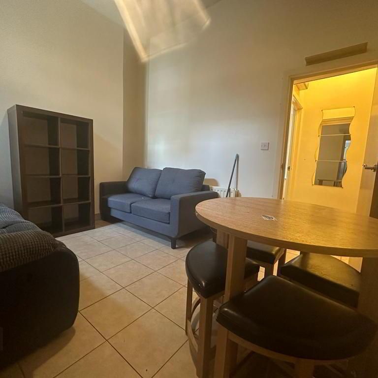 37a Wellesley Ave, Belfast, BT9 6DG - Photo 1