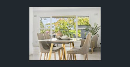 Modern Family Home with Sun-Filled Interiors & North-Facing Garden - Photo 3