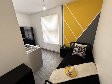 Vickers Road, Sheffield - Photo 2