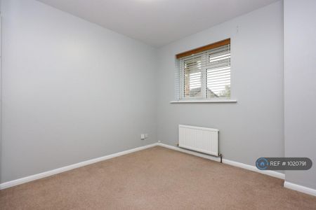 3 bedroom terraced house to rent - Photo 4