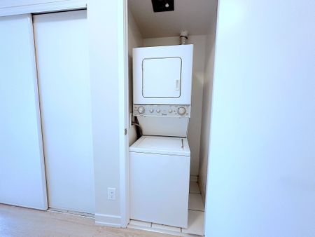 For Lease - 763 Woodbine Avenue Unit# 510, Toronto, Ontario - Photo 2