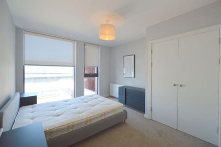 2 bedroom apartment to rent - Photo 2