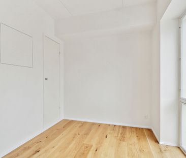 Møntmesterhus – Flot 2-værelses lejlighed med altan samt flere fæll... - Photo 3