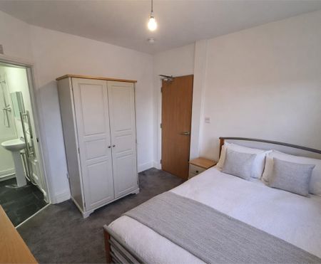 Room 4, Flat 1, 43 Mill Road, Cambridge - Photo 3