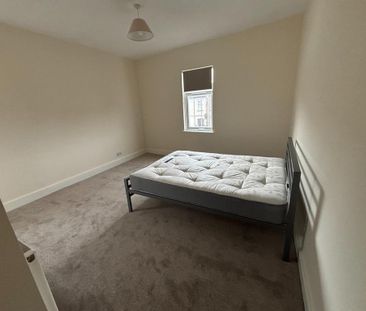 3 bedroom apartment to rent - Photo 6