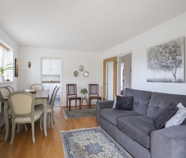 Available unfurnished from 22/12/2025 - Photo 1