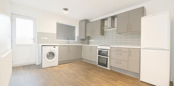 Bills Inclusive 1 Bedroom Flat To Let - HP11 - Photo 3