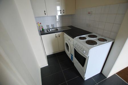 Market Street Little Lever Bolton Lancashire - Photo 5