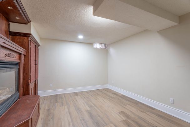 For Lease - 1609 Hollywell Avenue Unit# Lower, Mississauga, Ontario - Photo 1