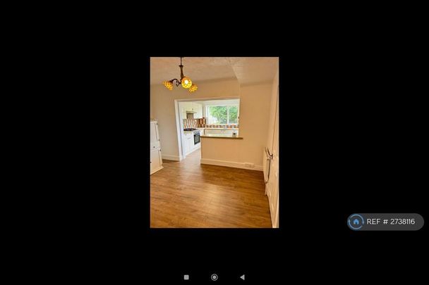 3 bedroom semi-detached house to rent - Photo 1