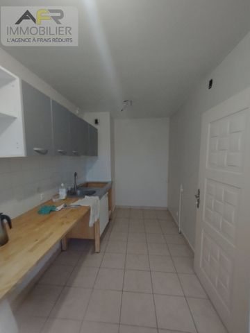 Location Appartement 3 pièces 71m² - Photo 3