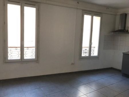 Location Appartement 2 pièces 34m² BRIGNOLES 83170 - Photo 3